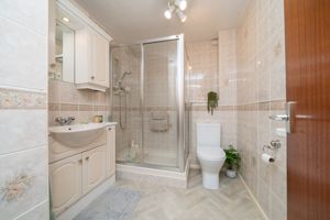 SHOWER ROOM- click for photo gallery
